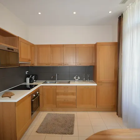 Three-bedrooms Flat Palais Des Festivals * Cannes