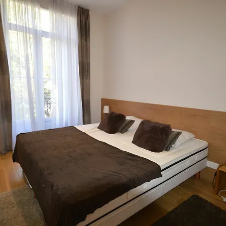 Three-bedrooms Flat Palais Des Festivals Lägenhet Cannes