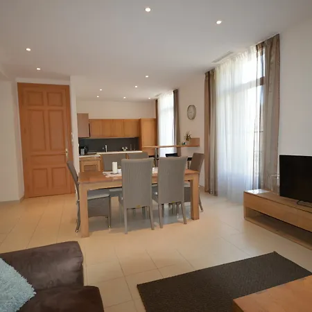 Three-bedrooms Flat Palais Des Festivals