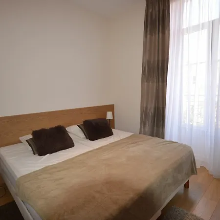Three-bedrooms Flat Palais Des Festivals Lägenhet Cannes